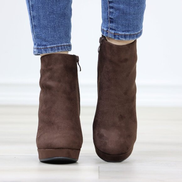 Ankle Booties Block Heeled Boots Platform Brown Suede - Picture 9 of 12